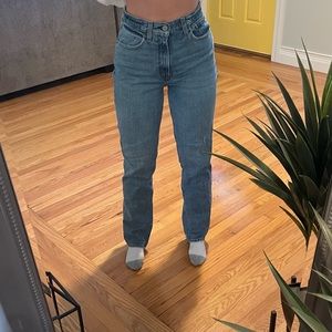 Abercrombie 90’s ultra high waist straight jeans